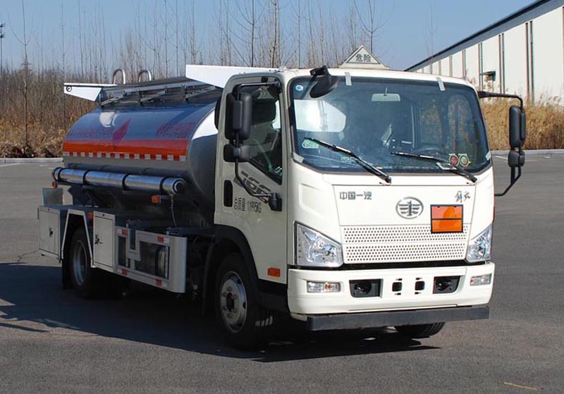 金碧牌PJQ5120GJYC6加油车