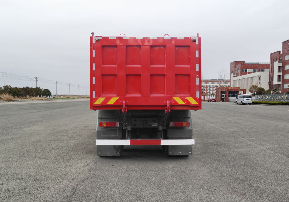 ZZ3317W466HF1 豪沃牌430马力前四后八柴油8.6米国六自卸汽车图片