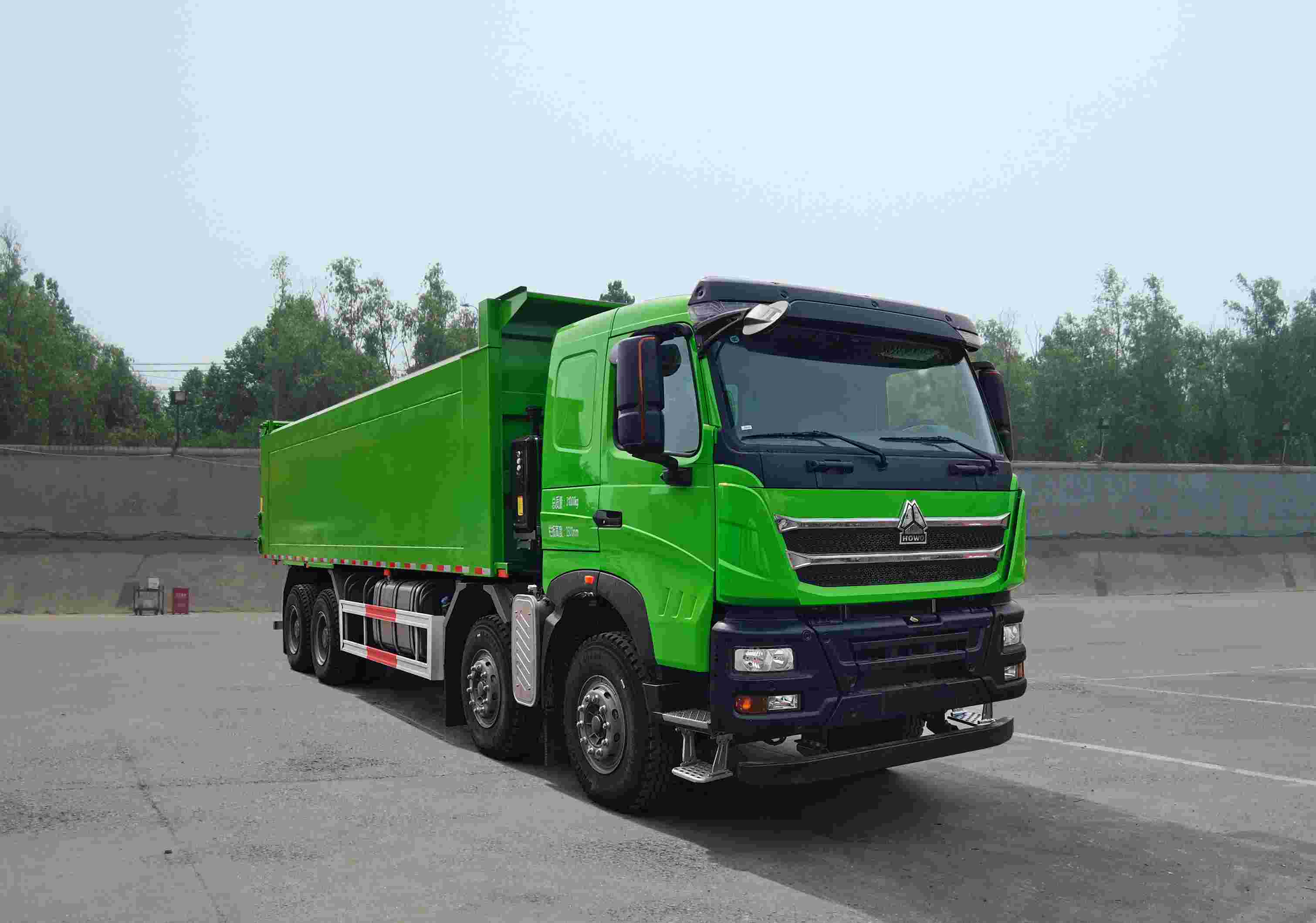 豪沃牌 430马力 自卸汽车(ZZ3317W406HF1)