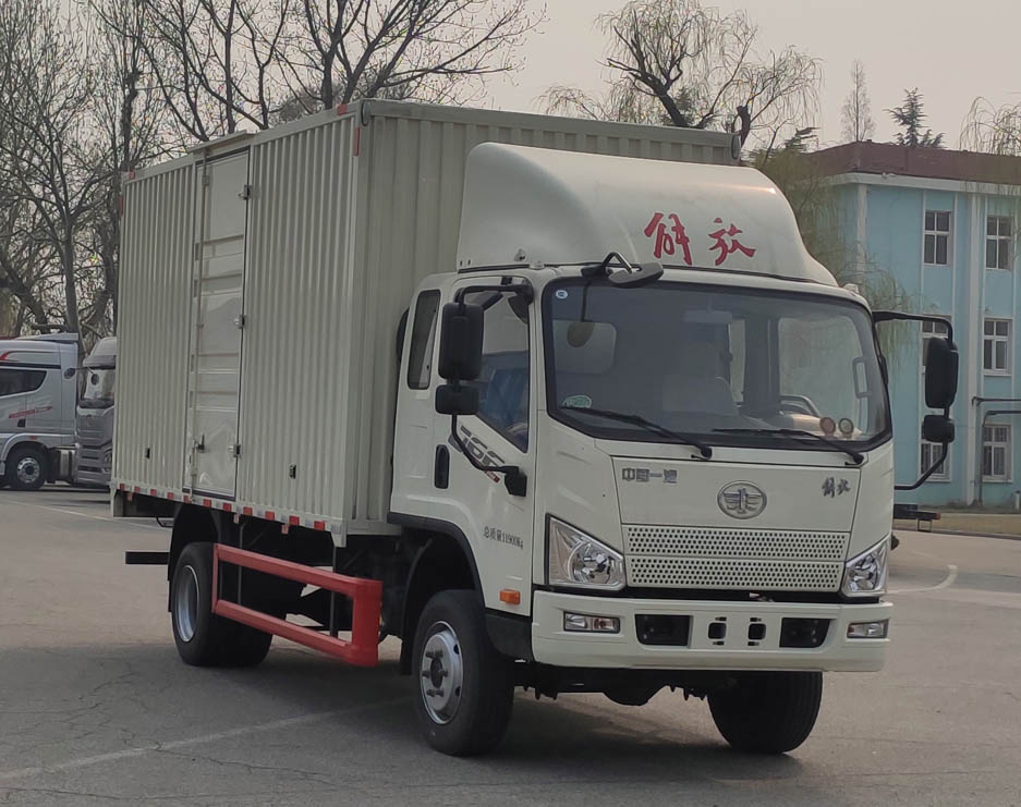 解放牌 154马力 越野厢式运输车(CA2120XXYP40K45L1T5E6A84)
