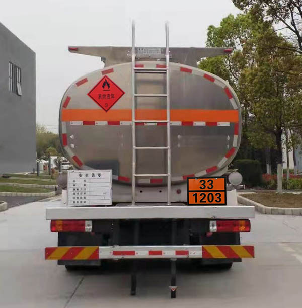 楚勝牌CSC5187GYYLEL6鋁合金運油車公告圖片