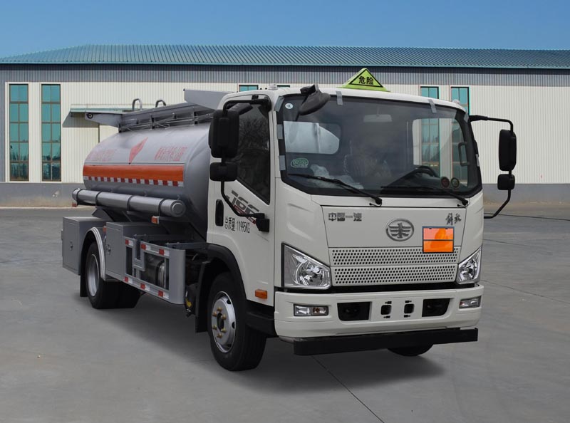 金碧牌PJQ5123GYYC6运油车
