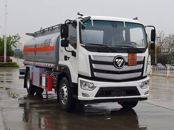 楚胜牌CSC5186GYYB6A运油车