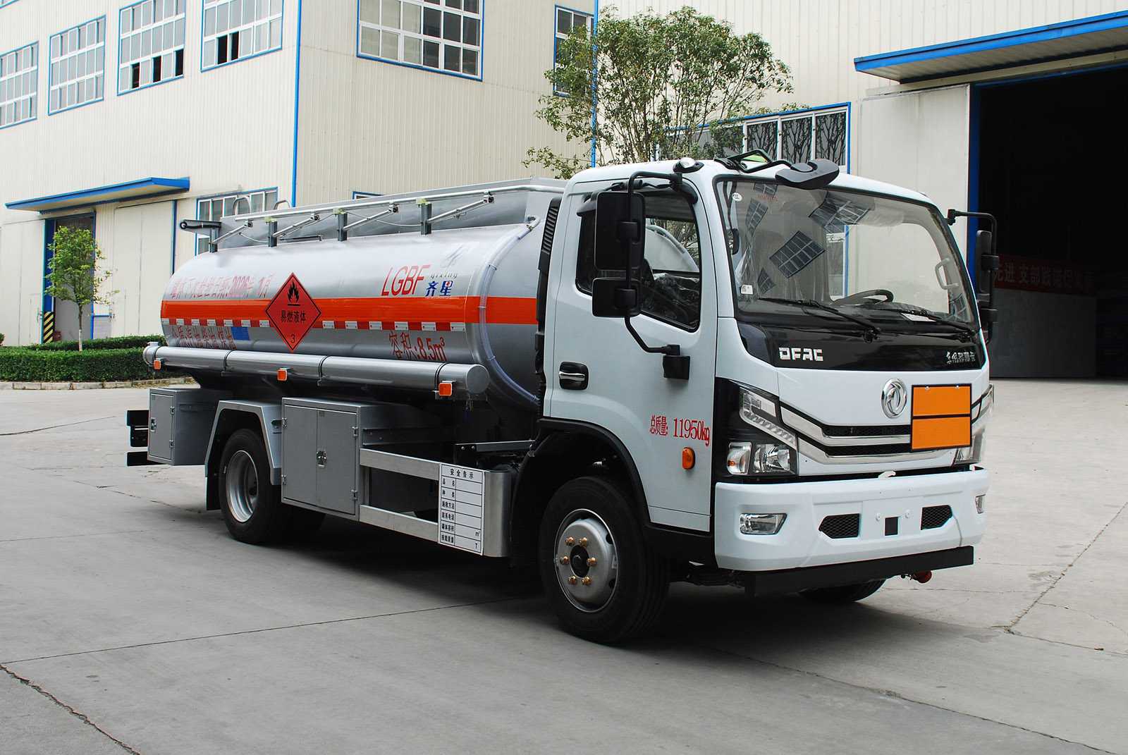 齐星牌QXC5120GJYD6加油车