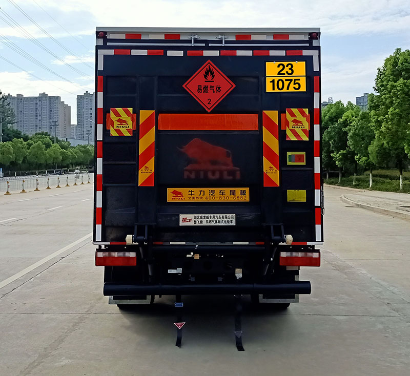 楚飛牌CLQ5070XRQ6CA易燃?xì)怏w廂式運(yùn)輸車公告圖片