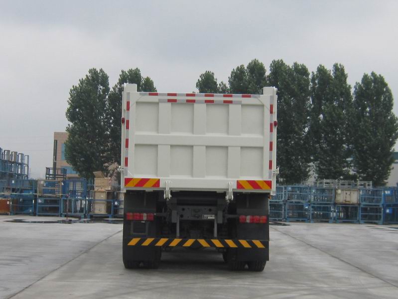 ZZ3317V356JF1B 豪沃牌404马力前四后八柴油7.3米国六自卸汽车图片