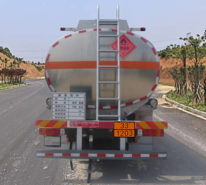 醒獅牌SLS5321GYYC6運(yùn)油車公告圖片