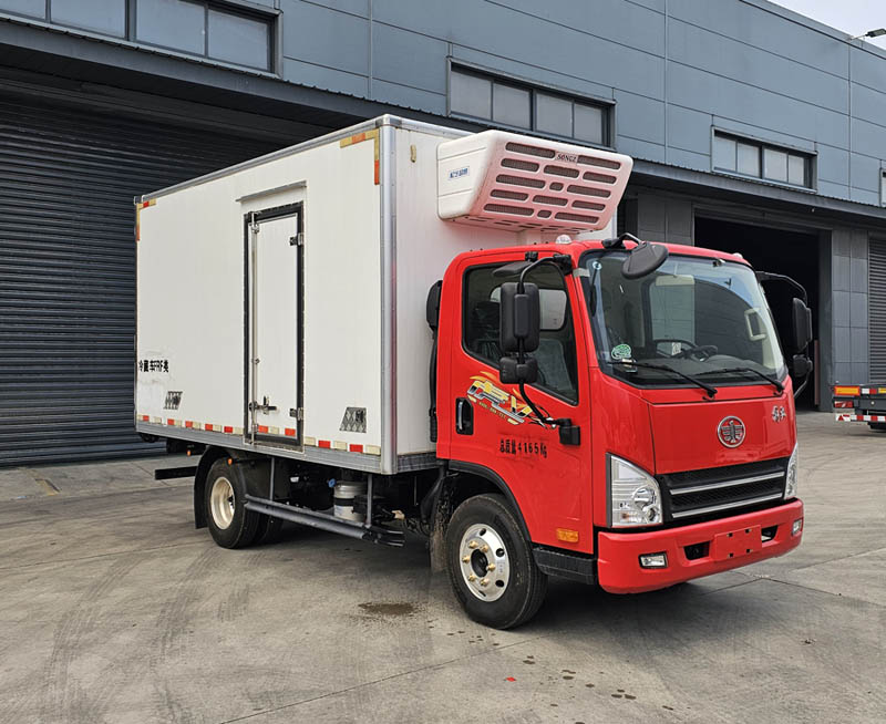 解放牌CA5042XLCP40K61L2E6A84冷藏车