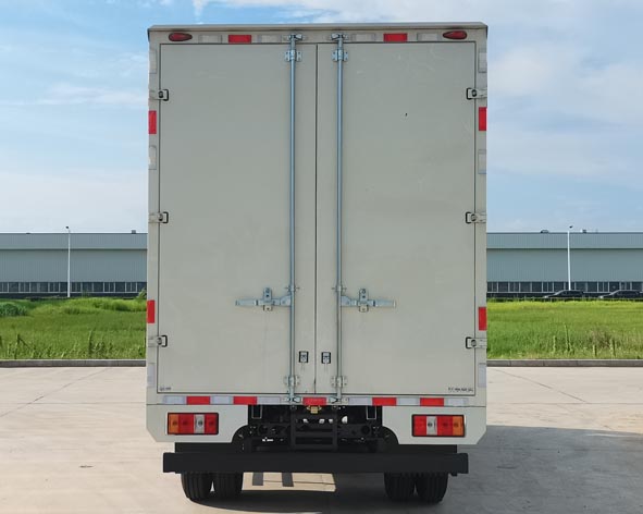 江鈴牌JX5045XXYTGD26廂式運(yùn)輸車(chē)公告圖片