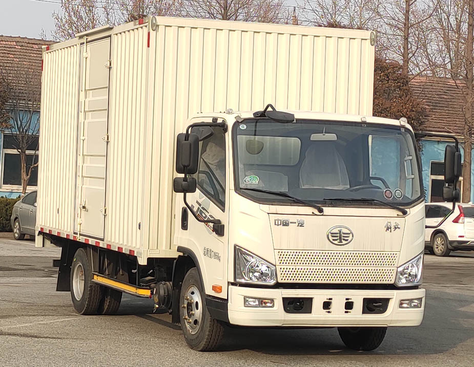 解放牌CA5071XXYP40K56L2E6A84厢式运输车