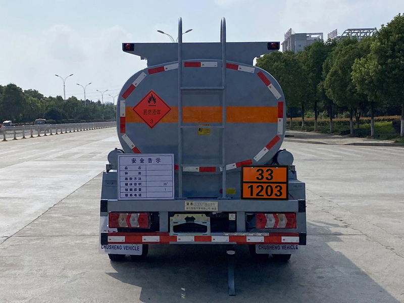 楚勝牌CSC5071GYYJH6運(yùn)油車公告圖片