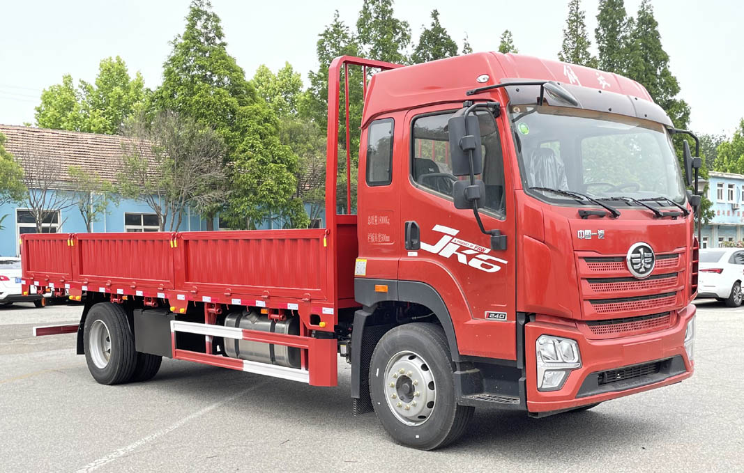 解放牌 224马力 载货汽车(CA1180P28K2L2E6A80)