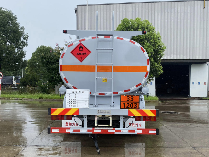 楚勝牌CSC5266GYYZK6A運(yùn)油車公告圖片