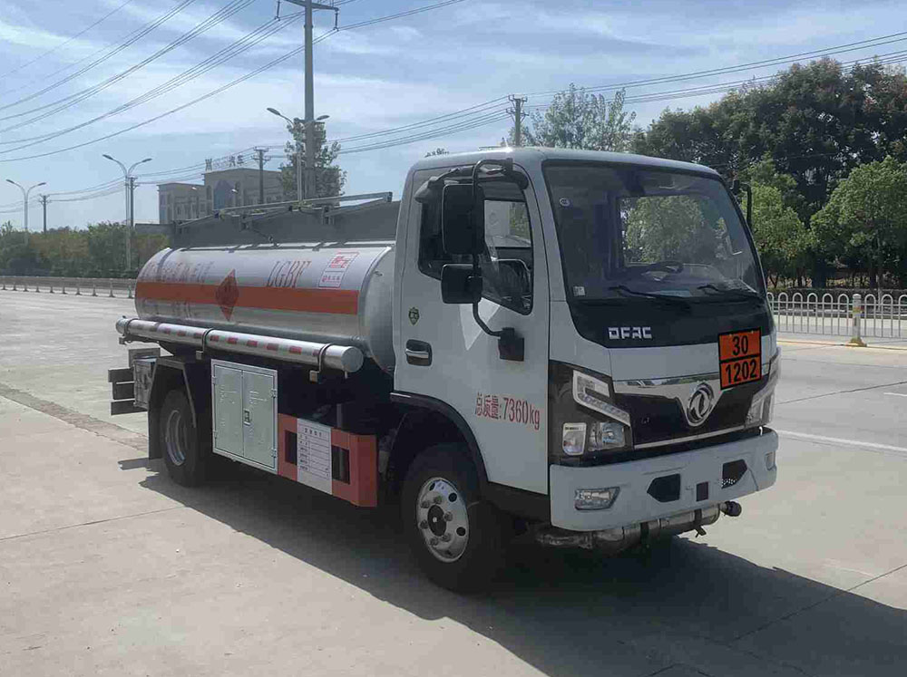 楚飞牌CLQ5076GJY6C加油车
