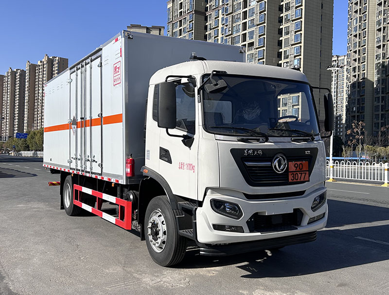 楚飞牌CLQ5180XZW6D杂项危险物品厢式运输车