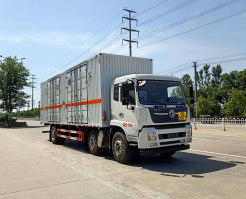 CLQ5260XZW6D杂项危险物品厢式运输车图片