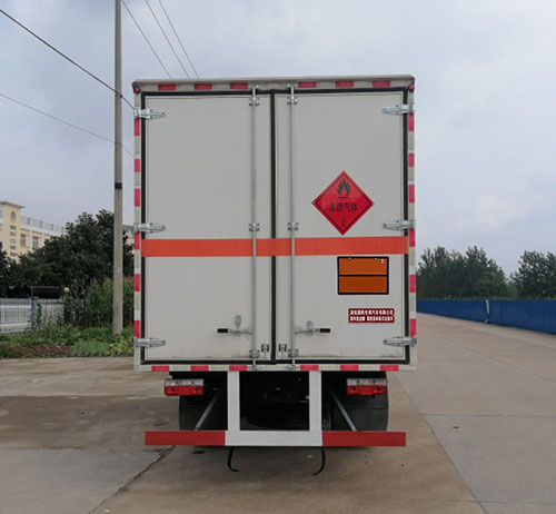 順風智造牌SFZ5100XRQE6易燃氣體廂式運輸車公告圖片