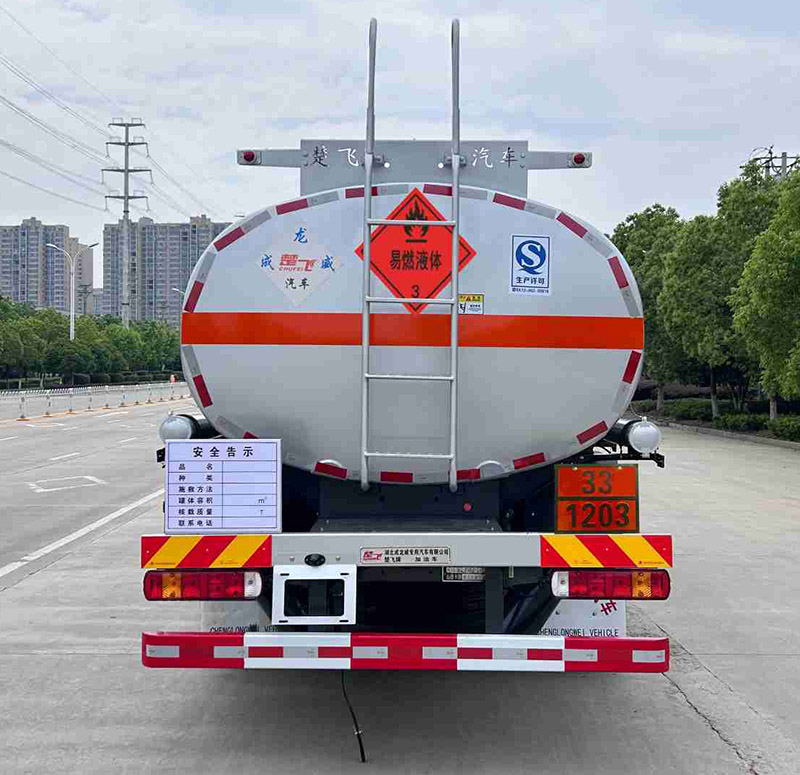 楚飞牌CLQ5180GYY6ZZ运油车公告图片