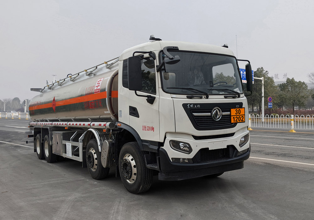 专威牌HTW5325GYYLDC6铝合金运油车
