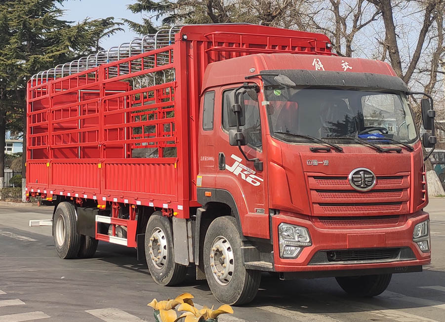 解放牌CA5250CCYP28K2L5T3E6A80仓栅式运输车