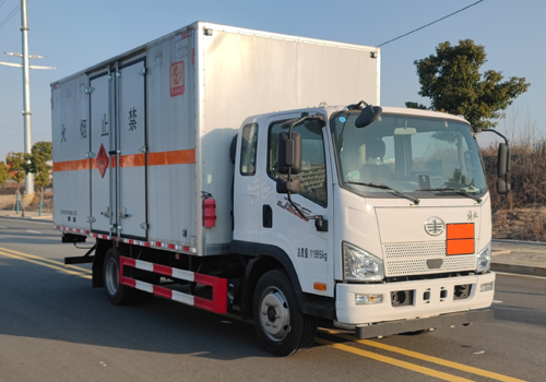 专力牌ZLC5120XRQC6易燃气体厢式运输车