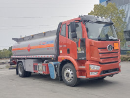 加油车