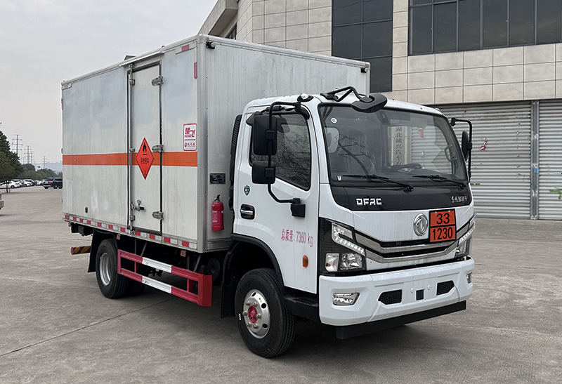 楚飞牌CLQ5070XRY6E易燃液体厢式运输车
