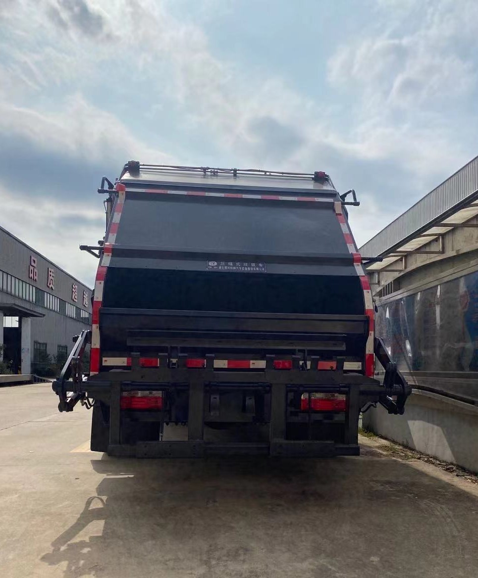 博利牌BLT5120ZYSE6壓縮式垃圾車公告圖片