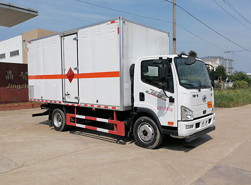 顺风智造牌SFZ5120XRQC6易燃气体厢式运输车