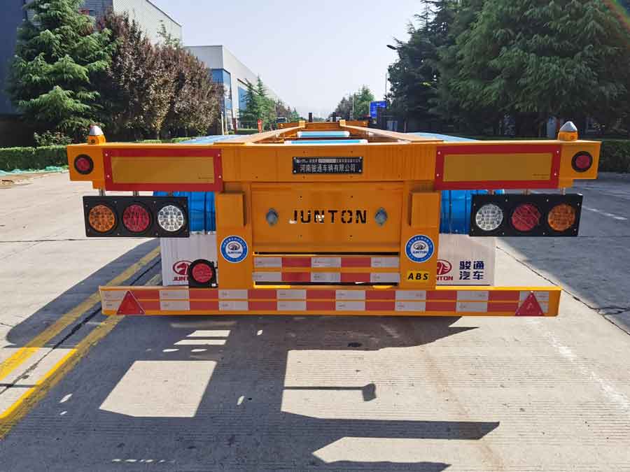 集装箱运输半挂车图片