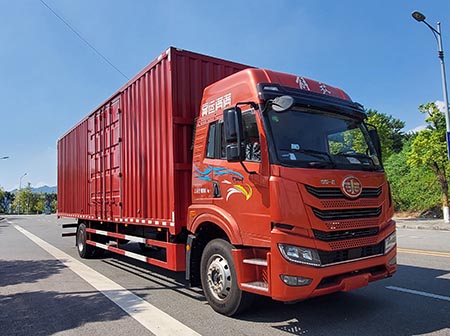 解放牌CA5180XXYPK8L7E6A90厢式运输车