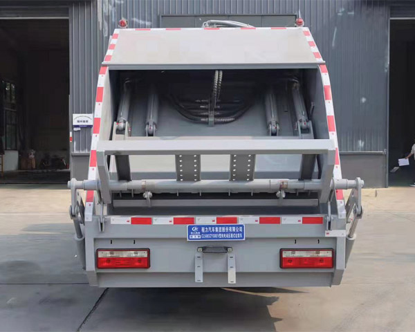 程力牌CL5083ZYSBEV純電動(dòng)壓縮式垃圾車公告圖片