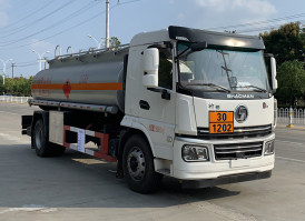 运油车