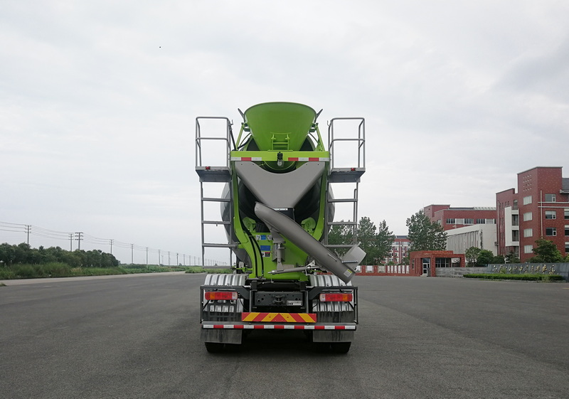 豪沃牌ZZ5327GJBN326GF1K混凝土攪拌運(yùn)輸車公告圖片