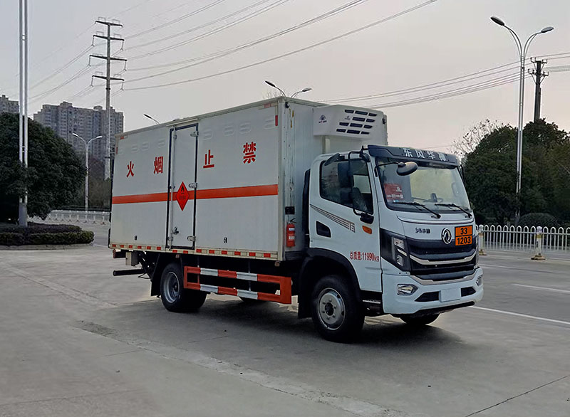 楚飞牌CLQ5121XRY6E易燃液体厢式运输车