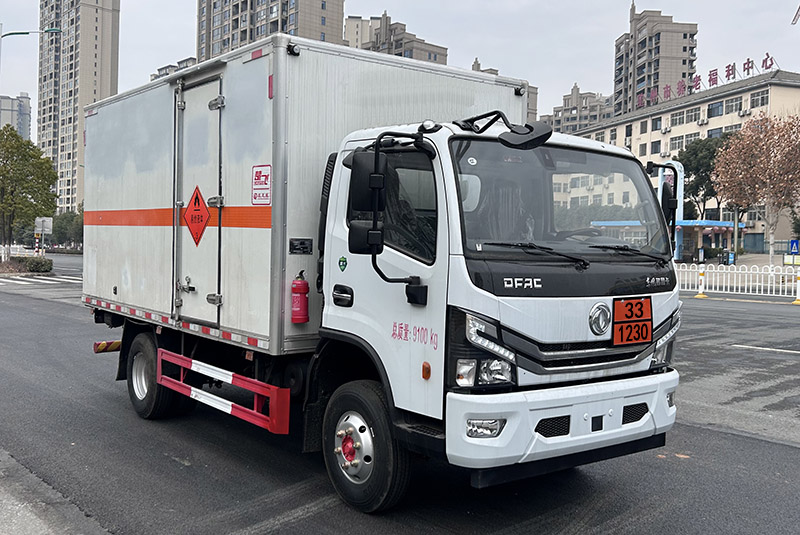楚飞牌CLQ5090XRY6E易燃液体厢式运输车