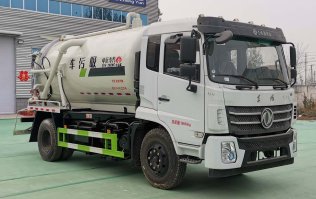 吸污车