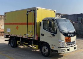 爆破器材运输车
