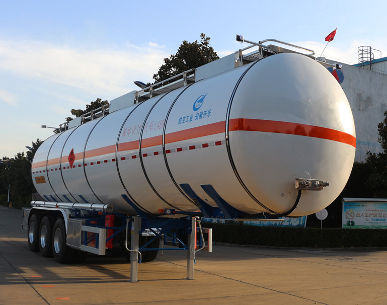 开乐牌11.5米32.5吨3轴易燃液体罐式运输半挂车(AKL9403GRY42)