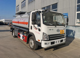 加油车