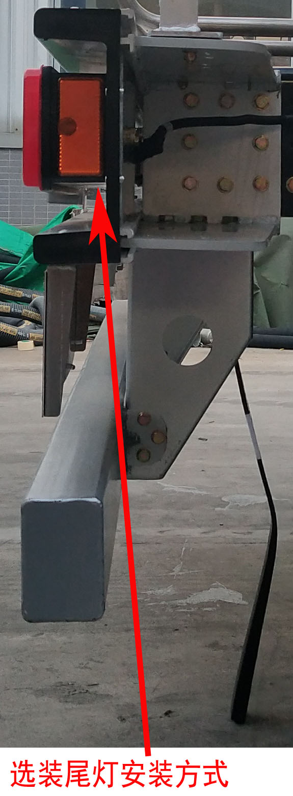 永強(qiáng)牌YQ5180GJYCTE加油車(chē)公告圖片