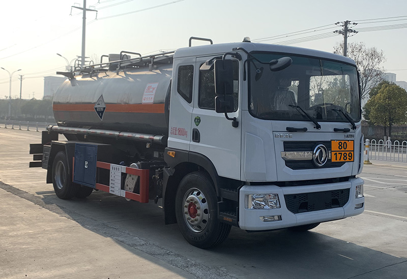 楚飞牌CLQ5180GFW6E腐蚀性物品罐式运输车