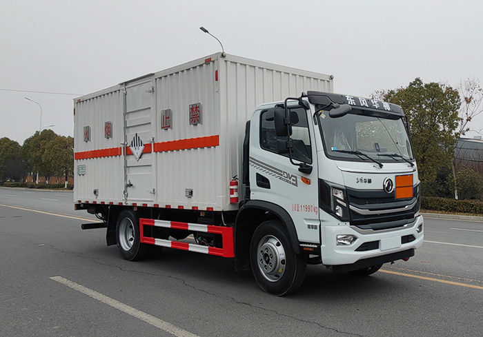 专力牌ZLC5126XZWE6杂项危险物品厢式运输车