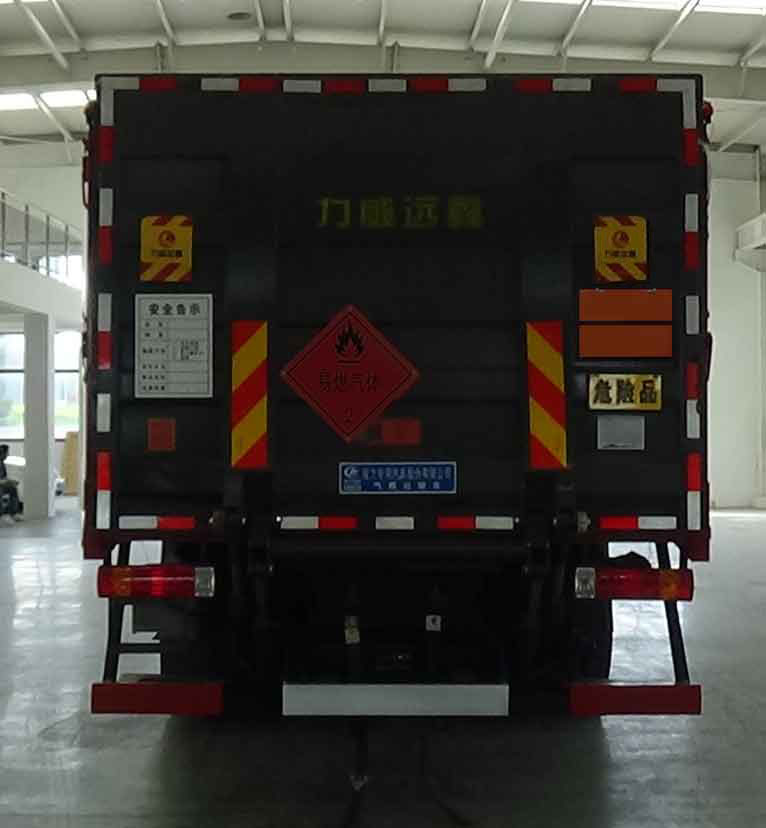 程力威牌CLW5320TQPC6氣瓶運輸車公告圖片