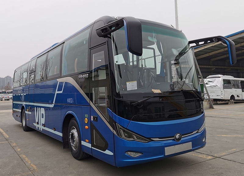 宇通牌11米24-52座纯电动客车(ZK6117BEVY32)