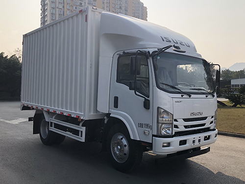五十铃牌QL5120XXYAJHA厢式运输车