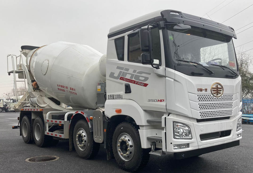 解放牌CA5310GJBP27K15L1T4E6A81混凝土搅拌运输车