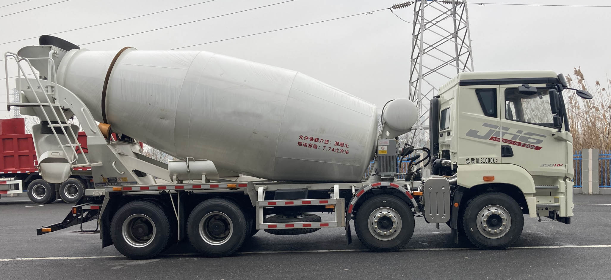 解放牌CA5312GJBP27K15L1T4E6A81混凝土攪拌運輸車公告圖片