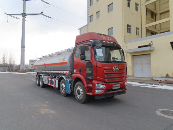 陆平机器牌LPC5324GYYC6铝合金运油车