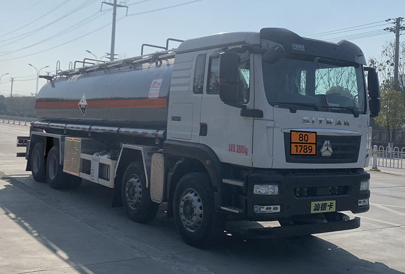 楚飞牌CLQ5320GFW6ZZ腐蚀性物品罐式运输车